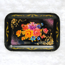 Load image into Gallery viewer, Golden Bouquet Tray