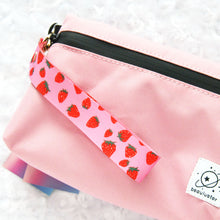 Load image into Gallery viewer, Pink Smell-Proof Stash Bag