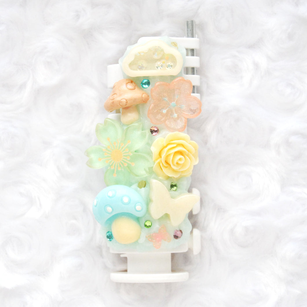 Pale Petals Lighter Case SHAKER